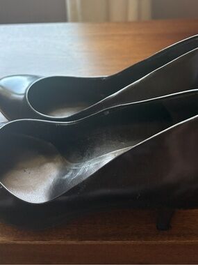 Classic Brown Women's Kitten Heel Patent Leather Pumps